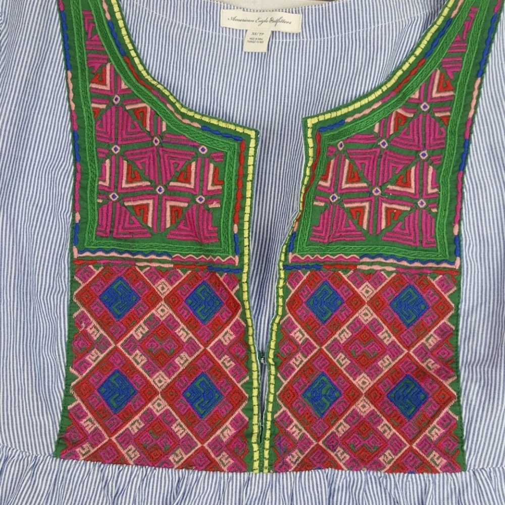 AE Crop Top Embroidered Boho pinstripe XS - Picture 3 of 6